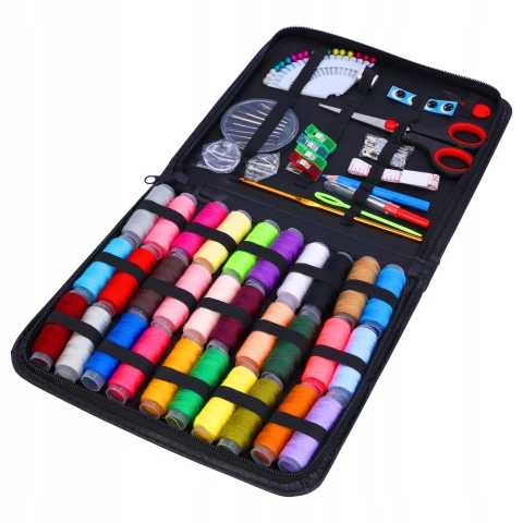 ZESTAW DO SZYCIA przybornik krawiecki nici igły nożyczki centymetr 112 el. Elementy zestawu: agrafki, igły, miara, naparstek, nawlekacz, nici, nożyczki