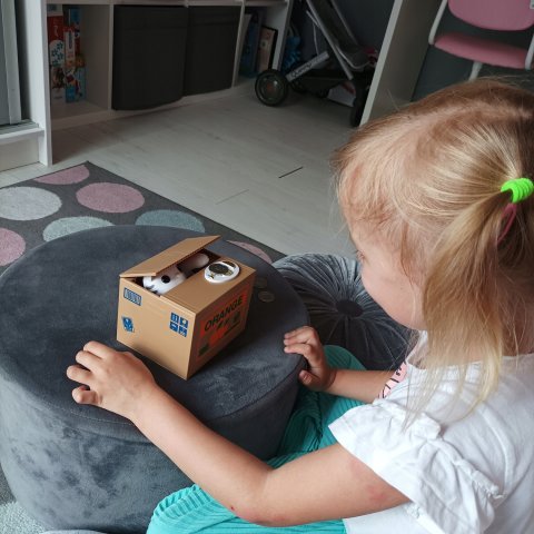 Skarbonka Kot Kotek Interaktywna Automat Miałczy Otwierana Prezent Dzieci, Stan opakowania oryginalne